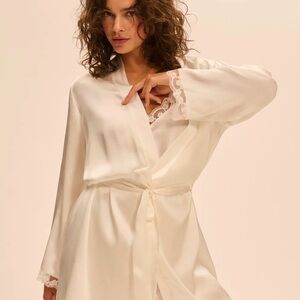 NWT SIMONE PÉRÈLE LOVE ME LONG SILK KIMONO - IVORY S/M